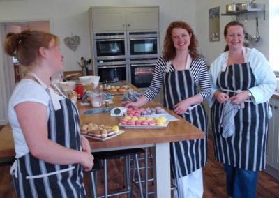 Making macaroons